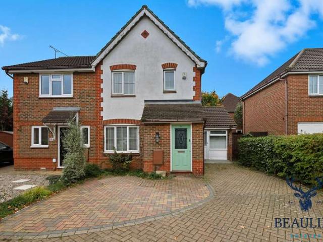 Farm for sale in Chancellor Park, Chelmsford