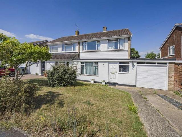 Farm for sale in Dedworth, Windsor