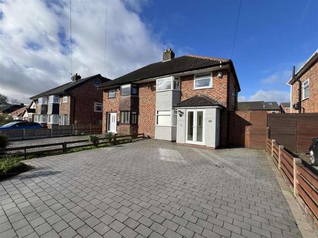 Farm for sale in Pensby