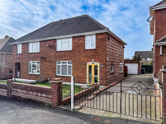 Farm for sale in Port Solent, City Of Portsmouth