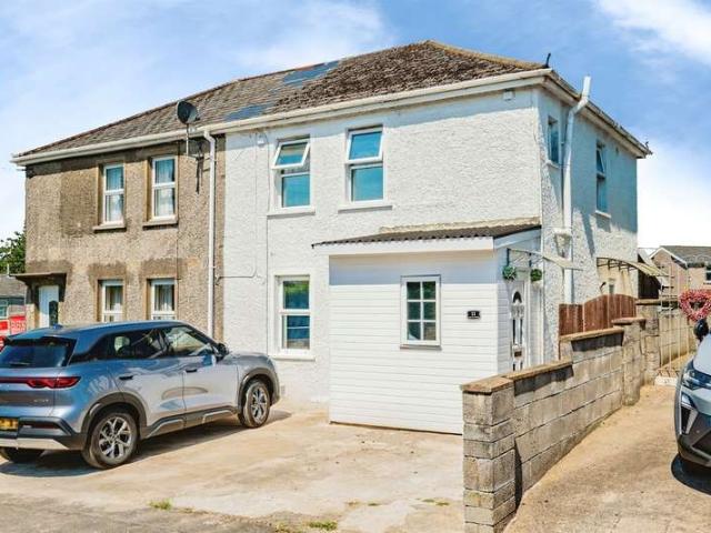 Farm for sale in St. Bride's Minor, Sarn