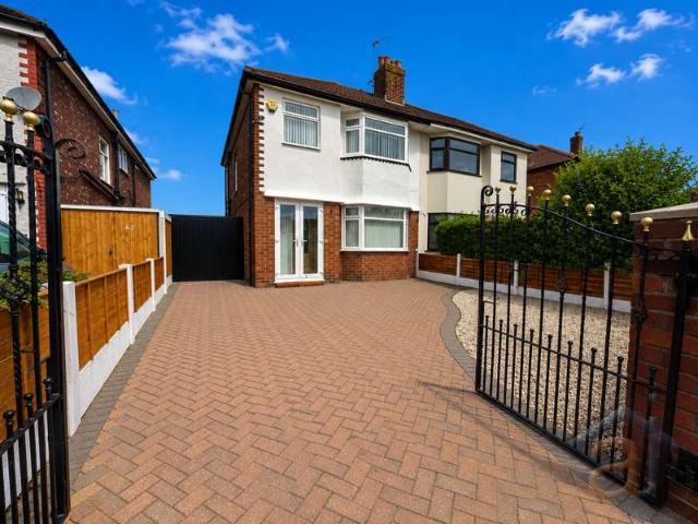 Farm for sale in Crossens, Sefton