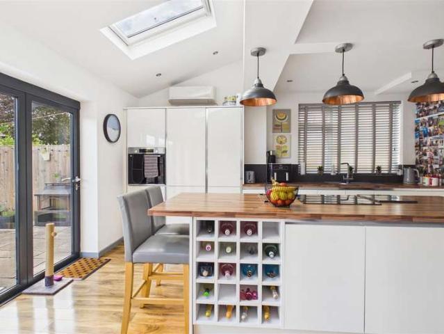 Farm for sale in Feckenham, City Of Bristol