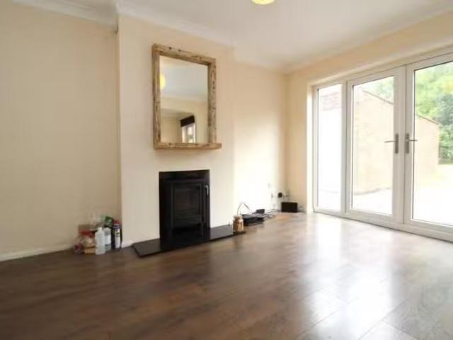 House for rent in Navestock Side, Essex