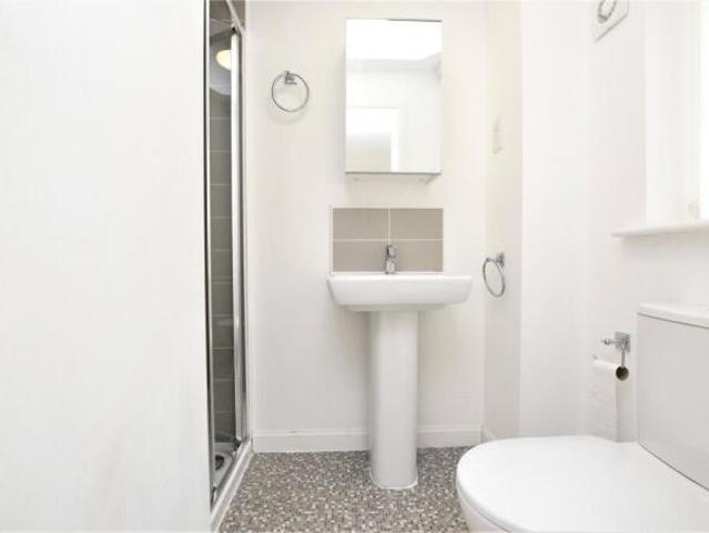 Farm for rent in Bruntcliffe, Leeds