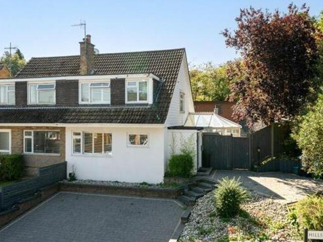 House for rent in Hall Park, Pouchen End