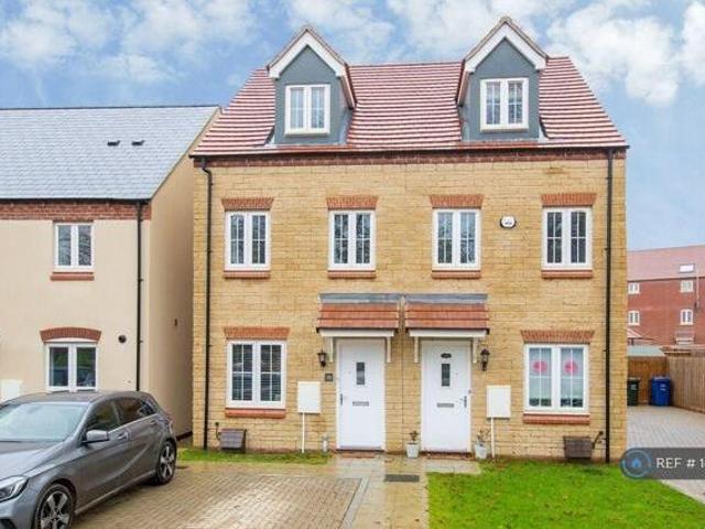 House for rent in Chesterton, Evershot