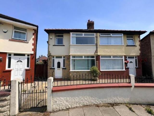 Farm for rent in Calderstones