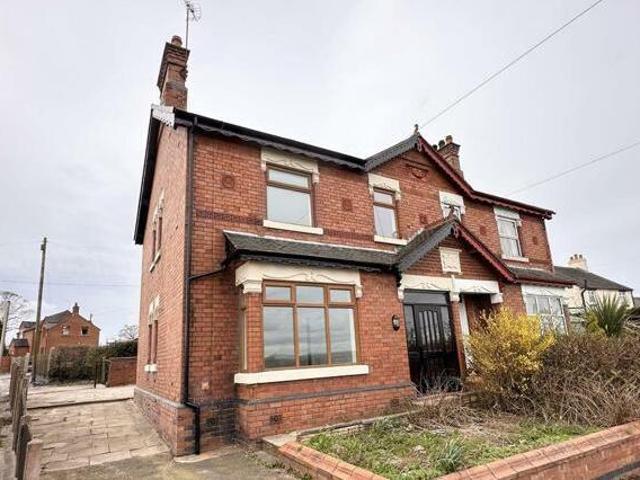 House for rent in Lyons, Greater London