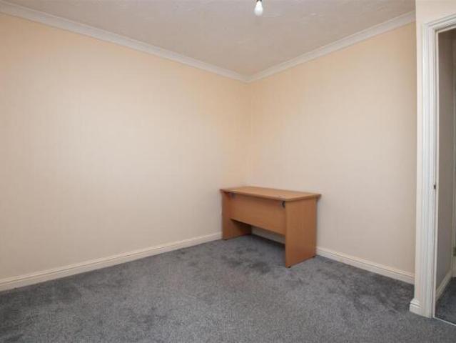 Farm for rent in Monkston Park, Milton Keynes