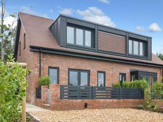 House for rent in Lyons, Greater London