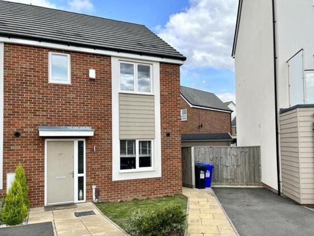 House for rent in Lyons, Greater London