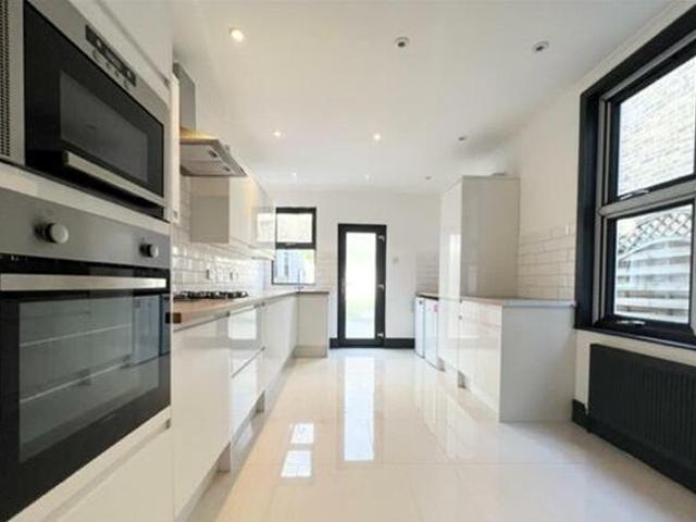 House for rent in Brentford, Greater London