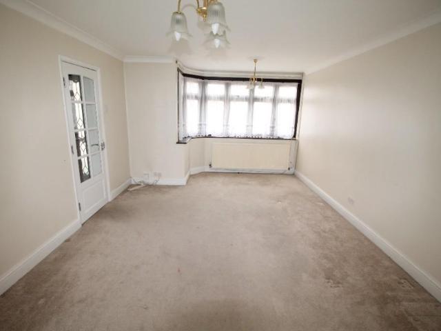 Semi Detached House for rent in Romford