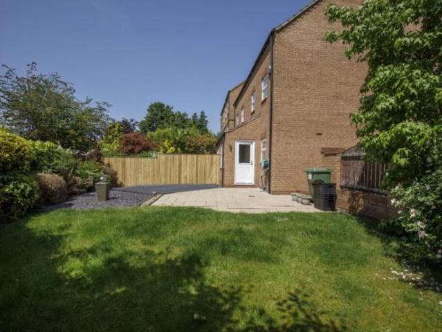 Farm for rent in High Field, York
