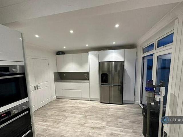 House for rent in Bridgefield, Kent