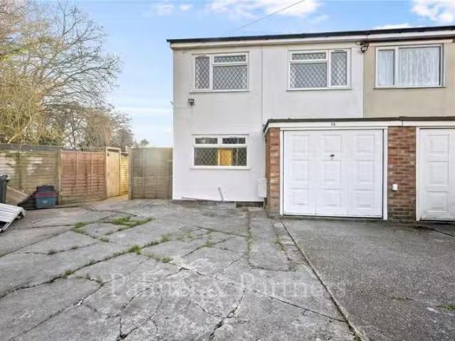 House for rent in Holland-on-Sea, Dale Hill