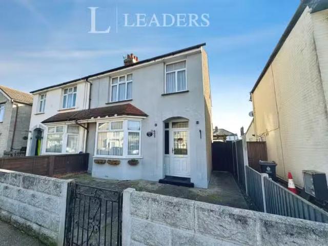House for rent in Holland-on-Sea, Dale Hill