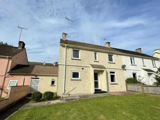 House for rent in Follaton, Strode