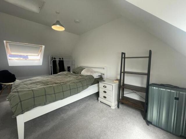 Farm for rent in Old St. Mellons, Falcon Lodge