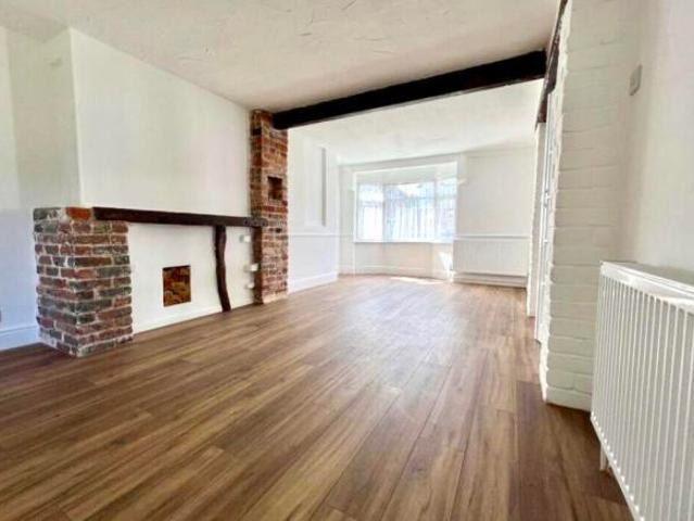 Farm for rent in Merryhill, West Midlands