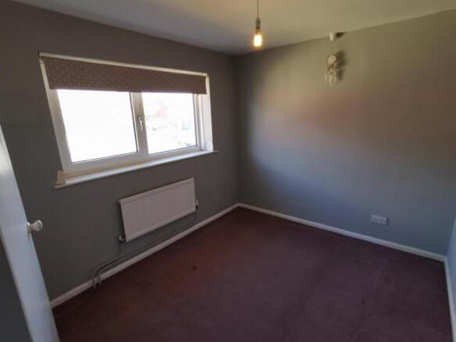 Farm for rent in Lower Wick, Worcestershire