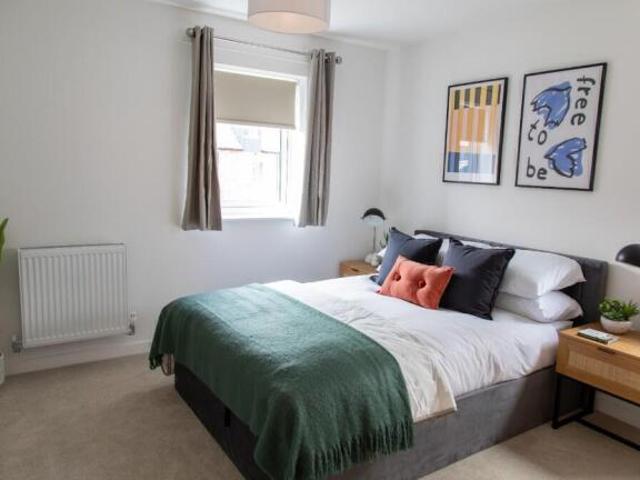 Farm for rent in Monks Orchard, Kent