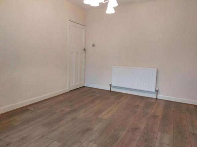 Farm for rent in Swindon