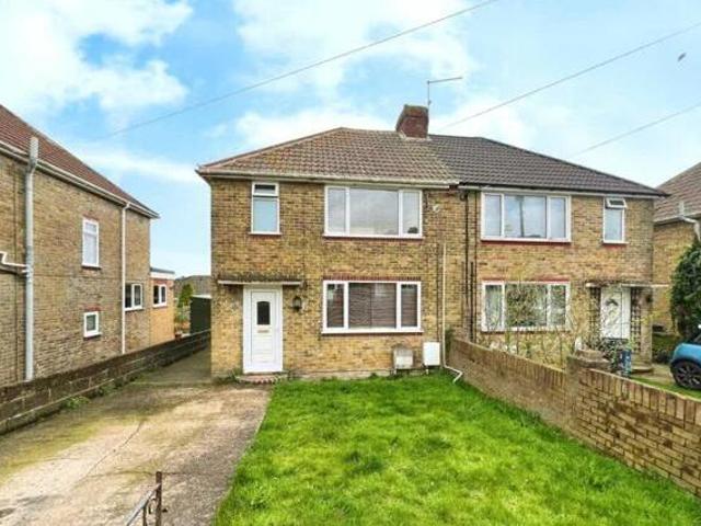 House for rent in Mill Hill, Ash