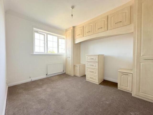 Farm for rent in Luton