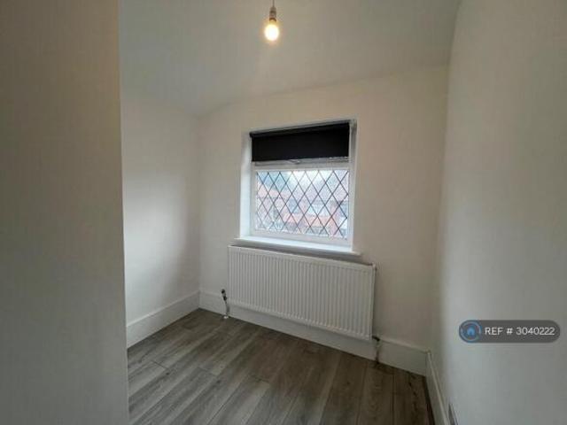 Farm for rent in Droylsden, Tameside