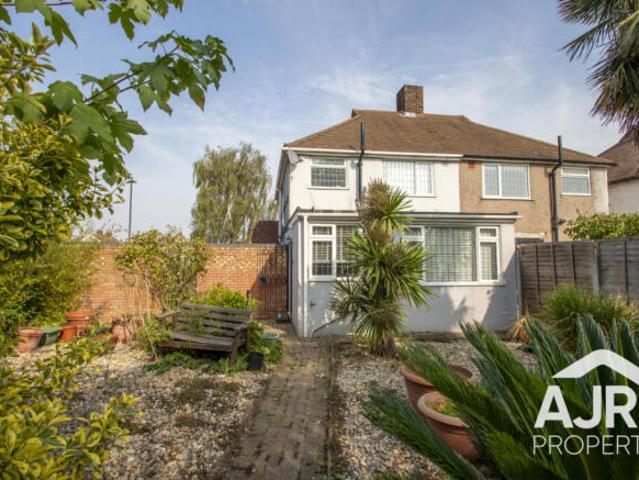Farm for rent in Sidcup, Greater London