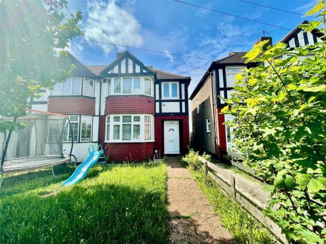 Semi Detached House for rent in Sidcup