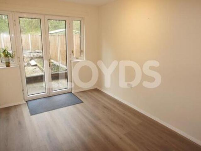 Farm for rent in Fallowfield, Manchester
