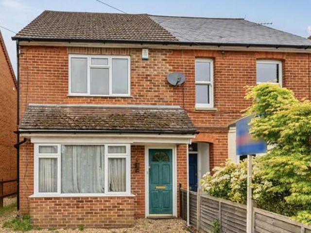 House for rent in Wrecclesham, Fole