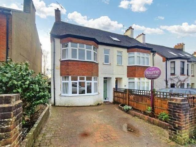 House for rent in Wrecclesham, Fole