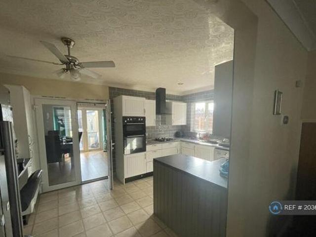 House for rent in London Borough of Hounslow, Feltham