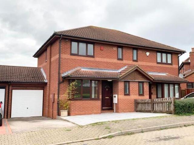 Farm for rent in Old Wolverton, Milton Keynes
