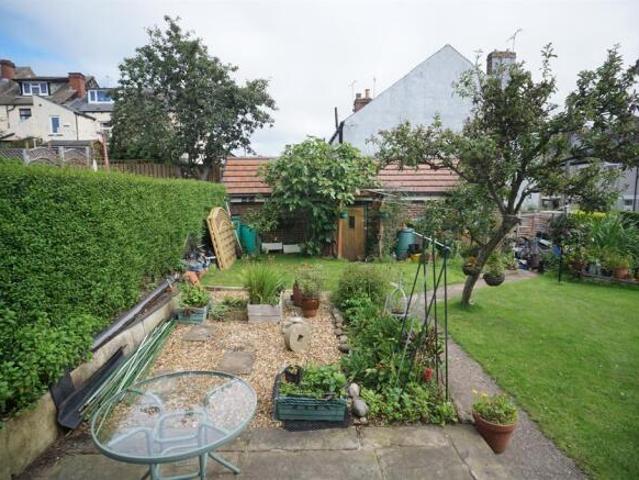 Farm for rent in Crookes, South Yorkshire