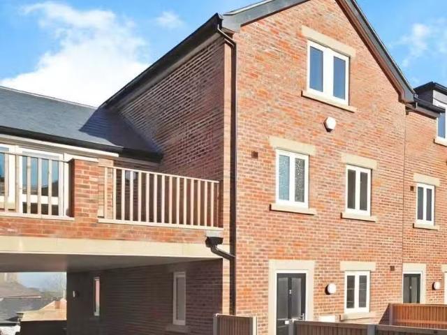 House for rent in Southtown, Stokesby