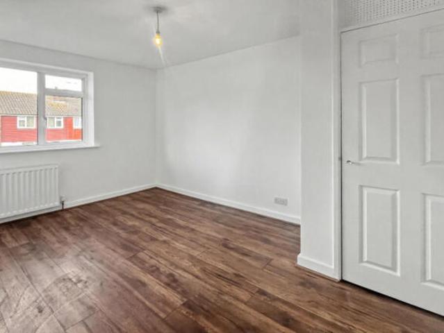 Farm for rent in Monks Orchard, Kent