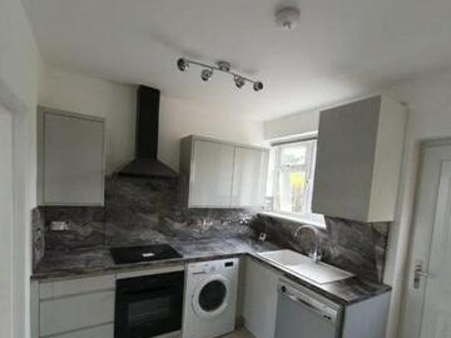 House for rent in Five Acres, Hertfordshire