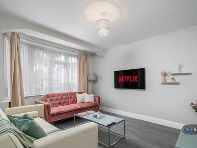 House for sale in Greater London