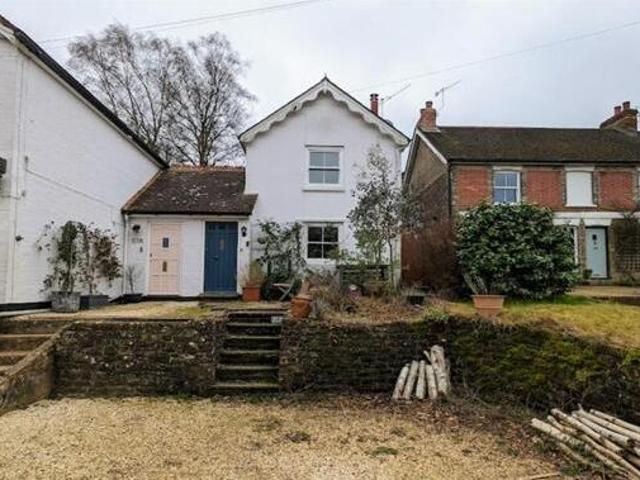 House for rent in Fole, Surrey
