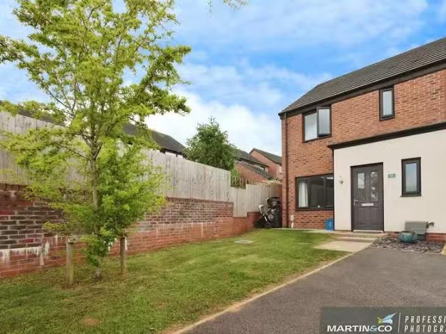 House for rent in Old St. Mellons, Falcon Lodge