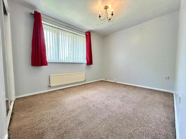 Farm for rent in Binley, West Midlands