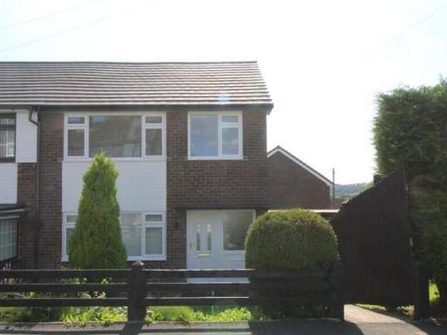 House for rent in Charlesworth, East Midlands