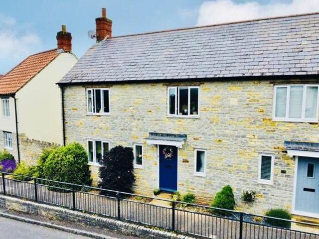 House for rent in Holway, Rumwell