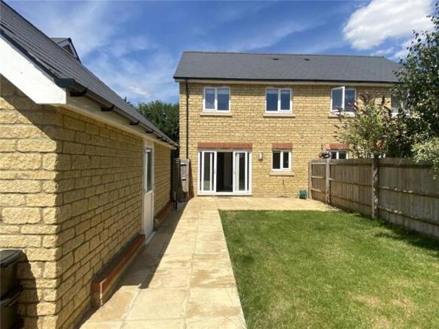 Farm for rent in Swindon
