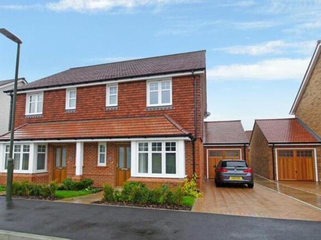House for rent in Wickhurst Green, Horsham
